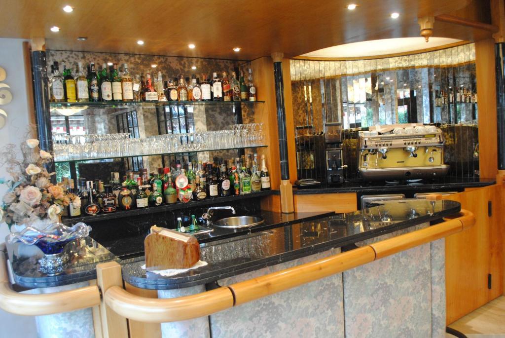 Hotel Matilde Marina di Massa Buitenkant foto